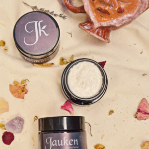Crema Floral